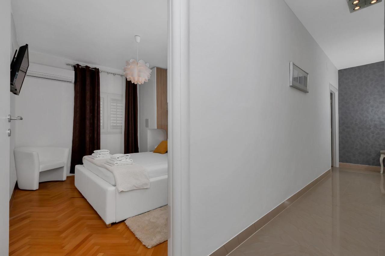 Apartment Sabina Makarska Exterior photo